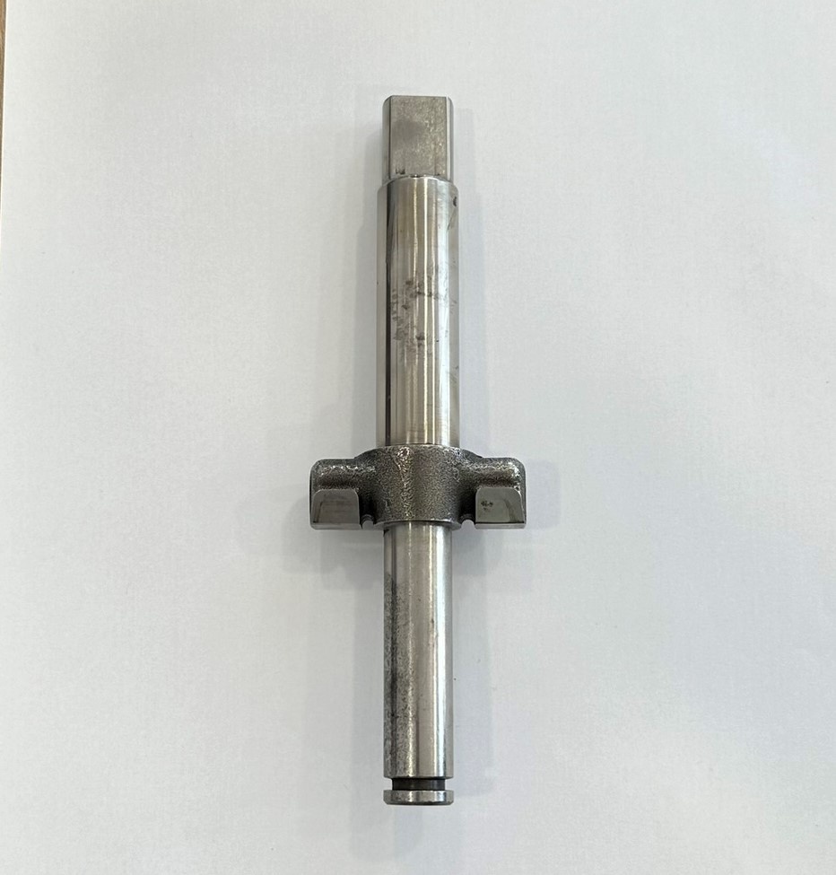 EJE DE GARRAS L=210.5